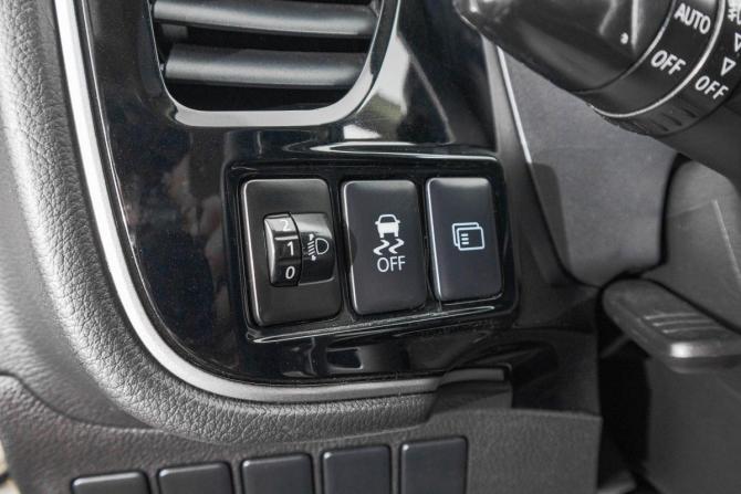 Mitsubishi Outlander III с пробегом 2013 года, цена 1 689 000 рублей, 198000 км, внедорожник, Автокод Объявления