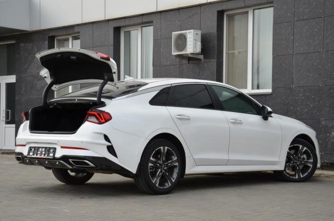 Kia K5 III с пробегом 2021 года, цена 2 918 900 рублей, 42131 км, седан, Автокод Объявления