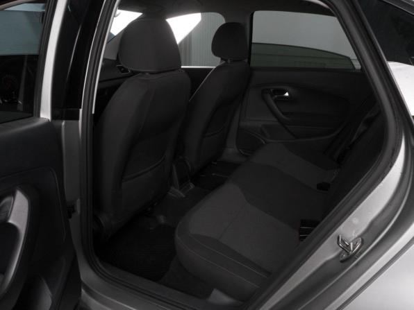Volkswagen Polo V Рестайлинг с пробегом 2018 года, цена 1 329 000 рублей, 210156 км, седан, Автокод Объявления