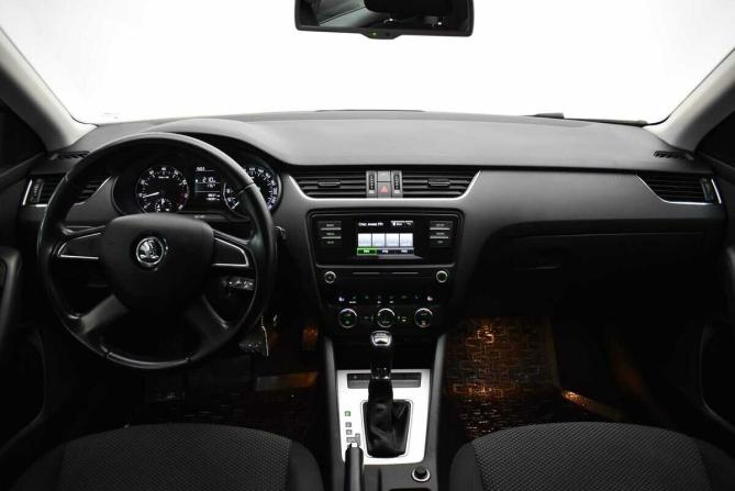 Skoda Octavia III (A7) с пробегом 2015 года, цена 1 205 000 рублей, 118284 км, лифтбек, Автокод Объявления
