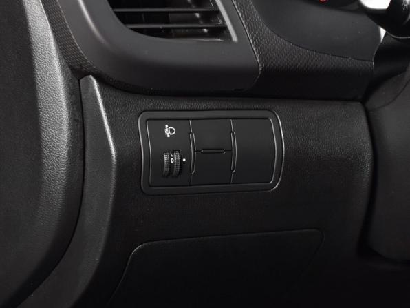 Hyundai Solaris I Рестайлинг с пробегом 2016 года, цена 1 114 995 рублей, 137392 км, седан, Автокод Объявления