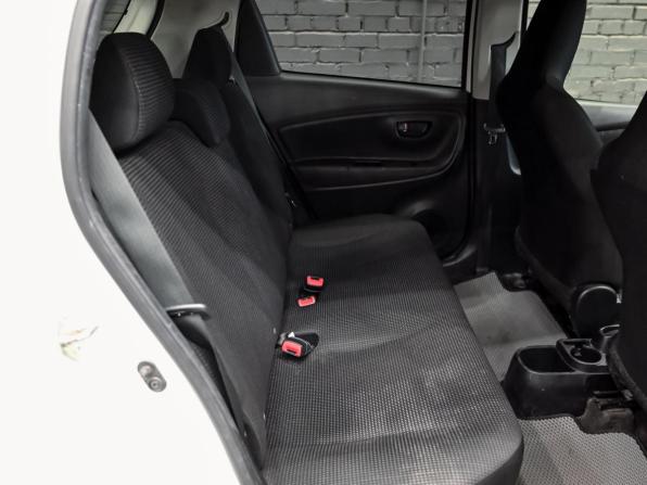 Toyota Vitz III (XP130) Рестайлинг 2 с пробегом 2019 года, цена 1 000 000 рублей, 145707 км, хэтчбек, Автокод Объявления