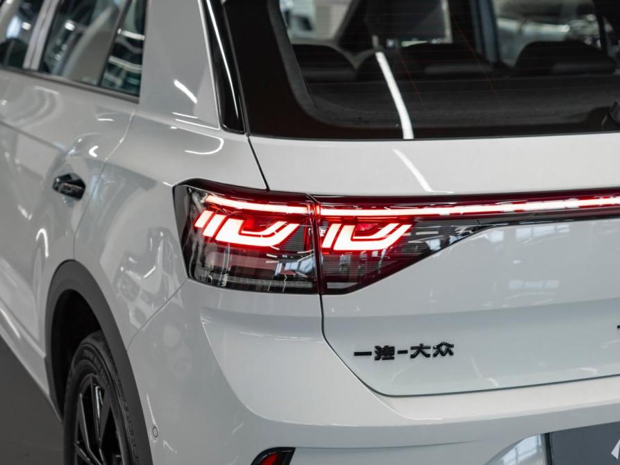 Volkswagen T-Roc I (China Market) Рестайлинг Москва  - изображение 24