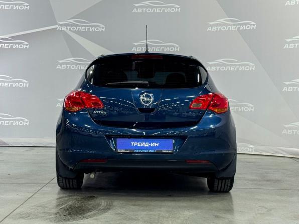 Opel Astra J с пробегом 2011 года, цена 790 000 рублей, 90650 км, хэтчбек, Автокод Объявления