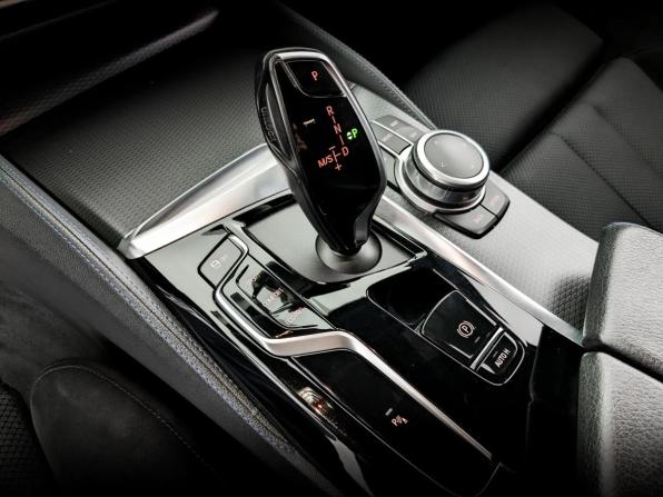 BMW 5 серии VII (G30/G31/G38) Рестайлинг с пробегом 2021 года, цена 4 265 000 рублей, 117780 км, седан, Автокод Объявления