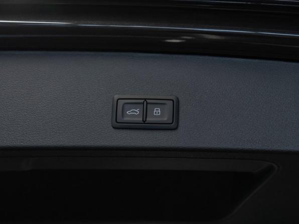 Audi Q2 I Рестайлинг с пробегом 2025 года, цена 3 800 000 рублей, 19 км, внедорожник, Автокод Объявления