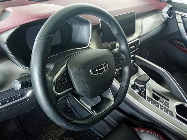 Geely Coolray I с пробегом 2023 года, цена 1 980 000 рублей, 26300 км, внедорожник, Автокод Объявления