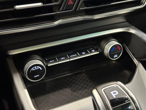 Geely Coolray I с пробегом 2022 года, цена 1 737 000 рублей, 80625 км, внедорожник, Автокод Объявления