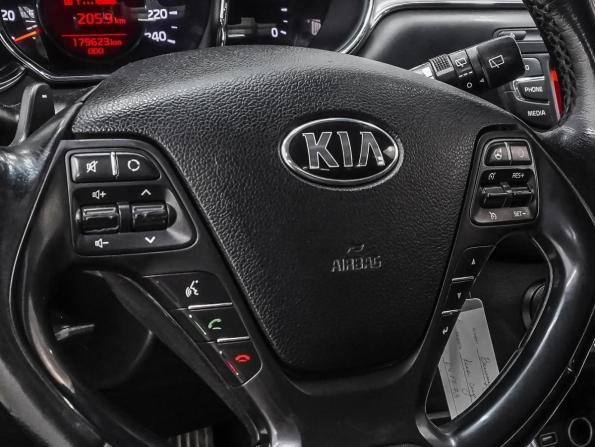 Kia Ceed II Рестайлинг с пробегом 2018 года, цена 1 319 000 рублей, 179623 км, хэтчбек, Автокод Объявления