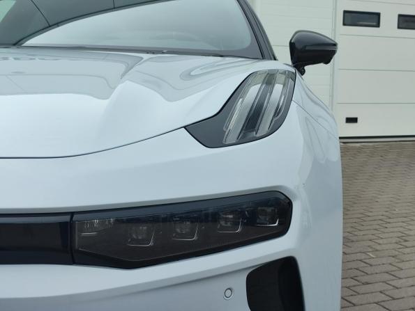 Zeekr 001 I Рестайлинг 1 с пробегом 2023 года, цена 7 770 000 рублей, 27236 км, хэтчбек, Автокод Объявления