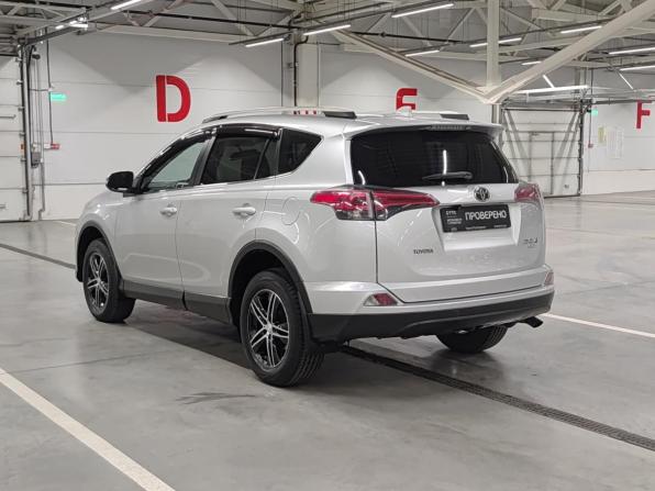 Toyota RAV4 IV (XA40) Рестайлинг с пробегом 2016 года, цена 2 280 000 рублей, 125771 км, внедорожник, Автокод Объявления