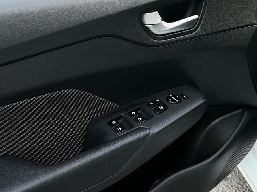 Hyundai Solaris II Волгоград  - изображение 12