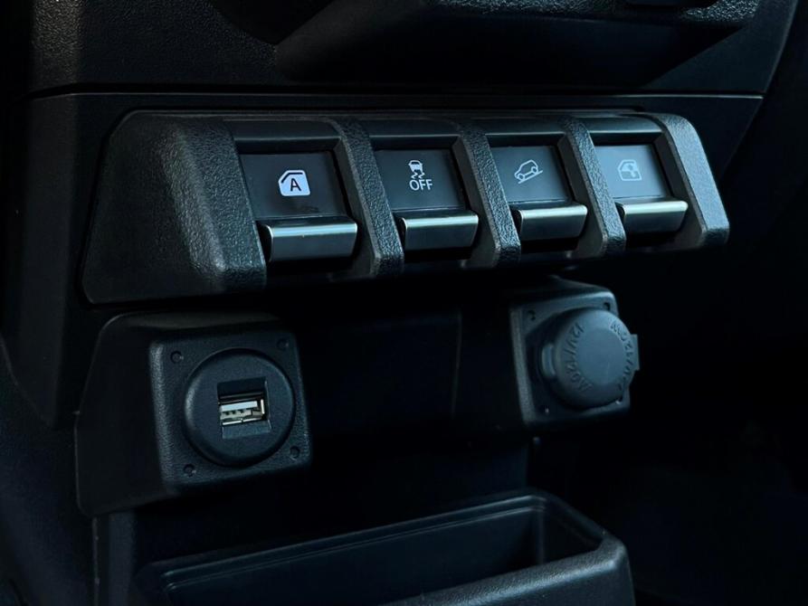 Suzuki Jimny IV Санкт-Петербург  - изображение 15