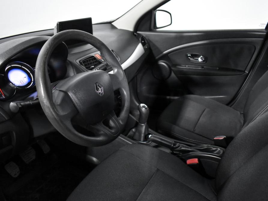 Renault Fluence I Рестайлинг Санкт-Петербург  - изображение 9