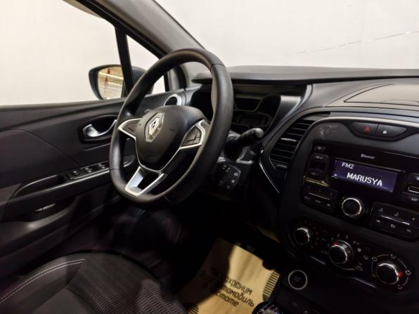 Renault Kaptur I Рестайлинг с пробегом 2021 года, цена 1 572 300 рублей, 109909 км, внедорожник, Автокод Объявления