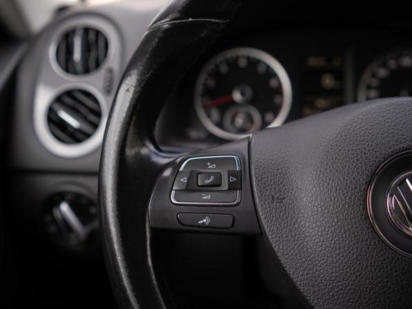 Volkswagen Tiguan I Рестайлинг с пробегом 2012 года, цена 1 399 000 рублей, 173316 км, внедорожник, Автокод Объявления