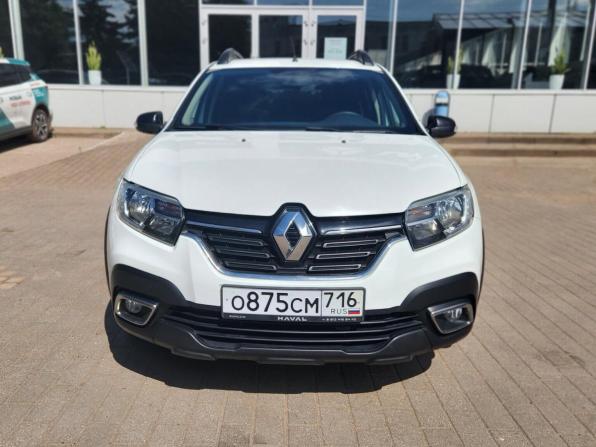 Renault Sandero II Рестайлинг с пробегом 2021 года, цена 1 299 000 рублей, 67700 км, хэтчбек, Автокод Объявления