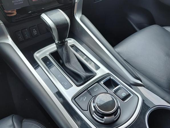 Mitsubishi Pajero Sport III Рестайлинг с пробегом 2019 года, цена 3 234 000 рублей, 132907 км, внедорожник, Автокод Объявления