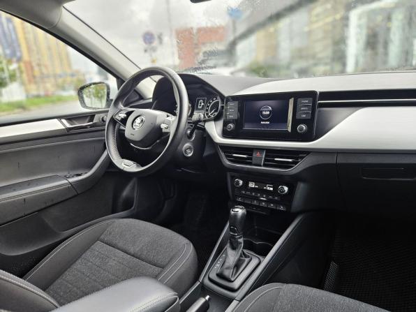 Skoda Rapid II с пробегом 2022 года, цена 1 850 000 рублей, 66271 км, лифтбек, Автокод Объявления