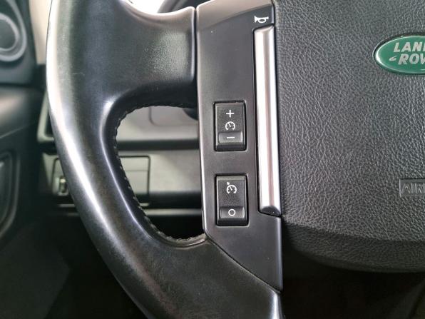 Land Rover Freelander II Рестайлинг с пробегом 2011 года, цена 1 300 000 рублей, 174568 км, внедорожник, Автокод Объявления