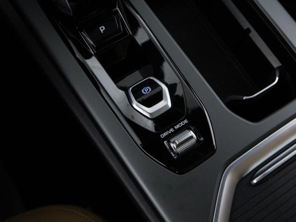 Geely Haoyue L I с пробегом 2023 года, цена 3 099 050 рублей, 10840 км, внедорожник, Автокод Объявления