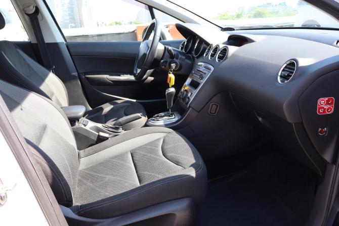 Peugeot 408 I с пробегом 2013 года, цена 499 000 рублей, 175000 км, седан, Автокод Объявления