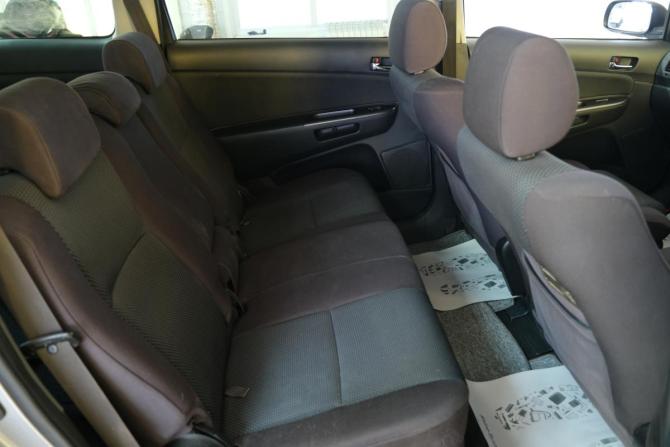 Toyota Wish I с пробегом 2003 года, цена 699 000 рублей, 300000 км, компактвэн, Автокод Объявления