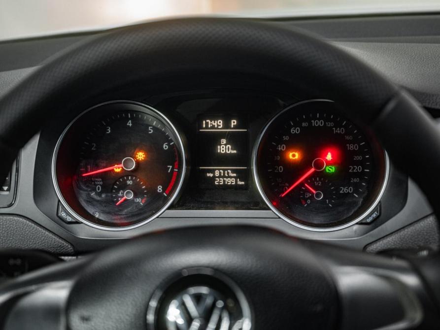Volkswagen Jetta VI Рестайлинг Челябинск  - изображение 19