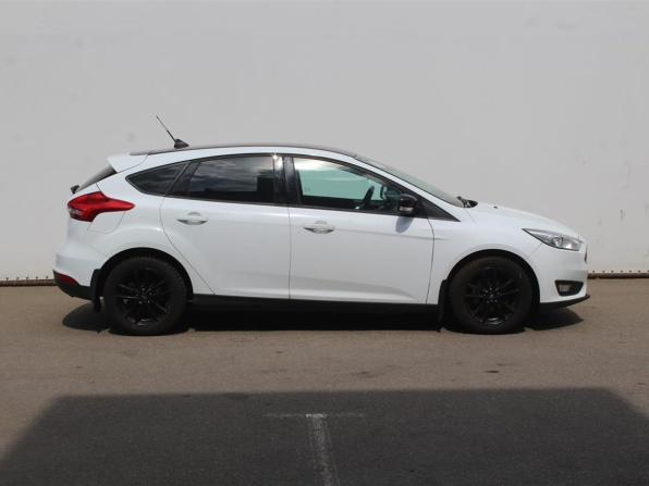 Ford Focus III Рестайлинг с пробегом 2017 года, цена 1 195 000 рублей, 97809 км, хэтчбек, Автокод Объявления