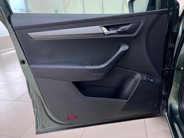Skoda Karoq I с пробегом 2020 года, цена 2 330 000 рублей, 113168 км, внедорожник, Автокод Объявления