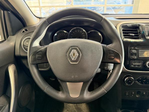 Renault Sandero II с пробегом 2016 года, цена 740 000 рублей, 113000 км, хэтчбек, Автокод Объявления