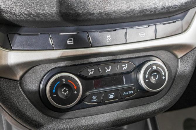 Lada (ВАЗ) Vesta I с пробегом 2019 года, цена 899 000 рублей, 125000 км, седан, Автокод Объявления