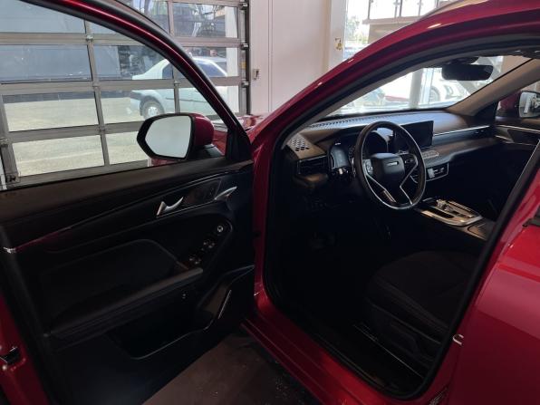 Haval Jolion I с пробегом 2023 года, цена 2 139 000 рублей, 82276 км, внедорожник, Автокод Объявления