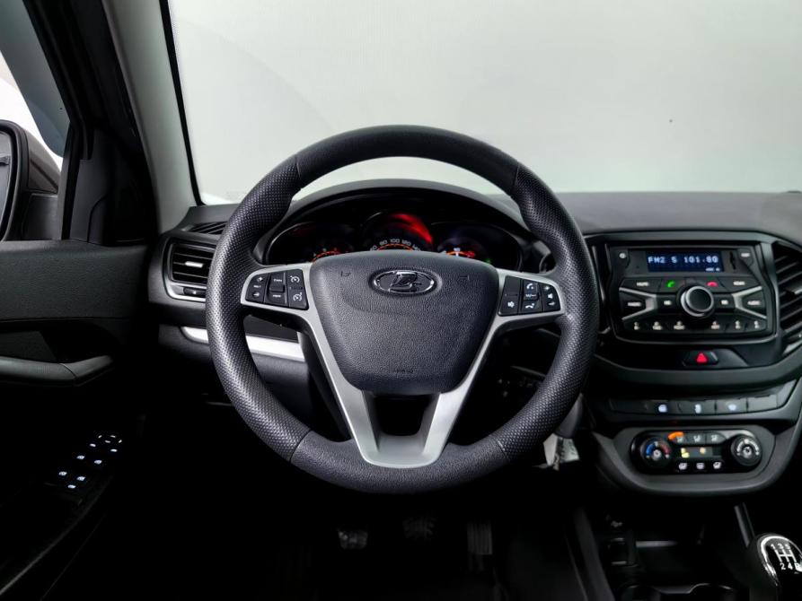 Lada (ВАЗ) Vesta I Москва  - изображение 13