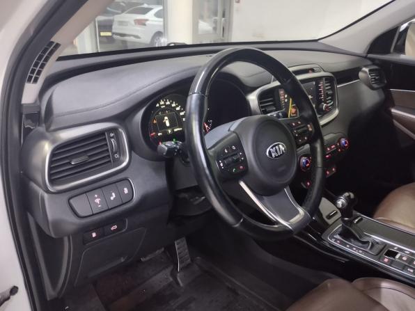 Kia Sorento III Prime с пробегом 2016 года, цена 2 420 000 рублей, 160636 км, внедорожник, Автокод Объявления