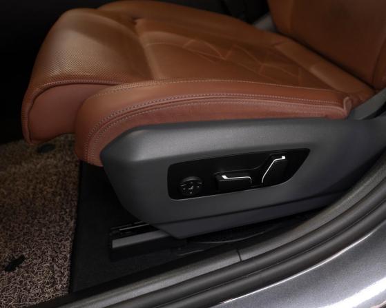 BMW 5 серии VIII (G60/G61/G68) с пробегом 2023 года, цена 7 000 000 рублей, 52717 км, седан, Автокод Объявления