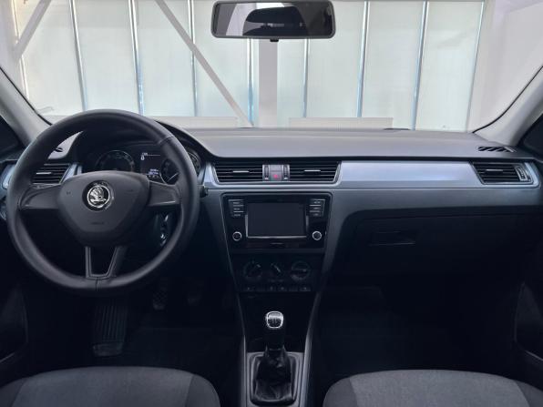 Skoda Rapid I Рестайлинг с пробегом 2019 года, цена 1 290 000 рублей, 108000 км, лифтбек, Автокод Объявления