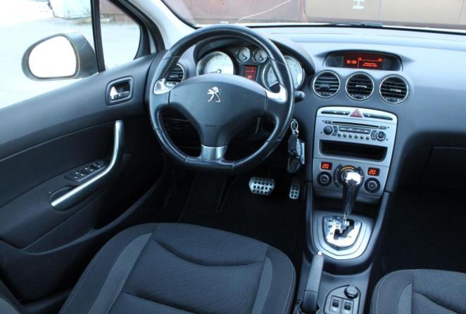 Peugeot 408 I с пробегом 2014 года, цена 840 000 рублей, 83056 км, седан, Автокод Объявления
