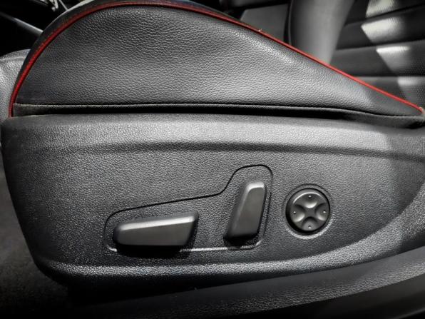 Kia Optima IV Рестайлинг с пробегом 2018 года, цена 2 255 000 рублей, 100471 км, седан, Автокод Объявления