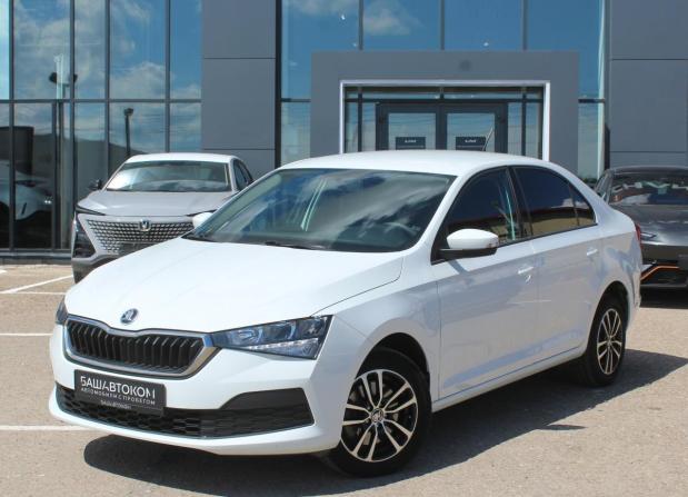 Skoda Rapid II с пробегом 2021 года, цена 1 750 000 рублей, 61157 км, лифтбек, Автокод Объявления