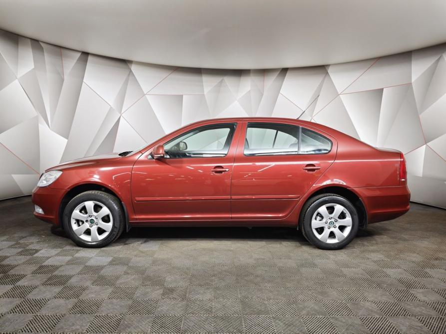 Skoda Octavia II (A5) Рестайлинг Москва  - изображение 5