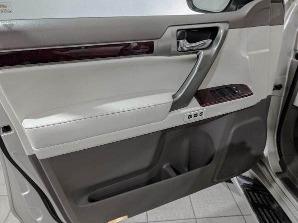 Lexus GX II с пробегом 2011 года, цена 3 220 000 рублей, 155264 км, внедорожник, Автокод Объявления