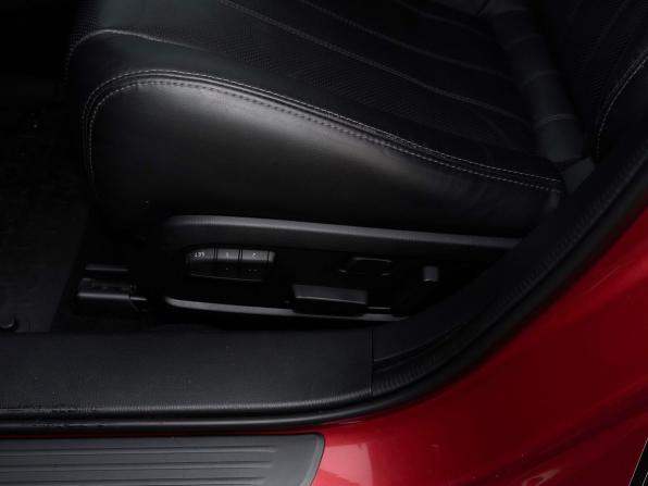 Mazda 6 III (GJ) Рестайлинг 2 с пробегом 2018 года, цена 2 519 000 рублей, 88850 км, седан, Автокод Объявления