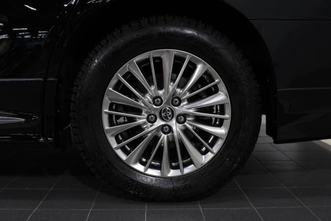 Toyota Vellfire II Рестайлинг с пробегом 2018 года, цена 4 200 000 рублей, 102430 км, минивэн, Автокод Объявления