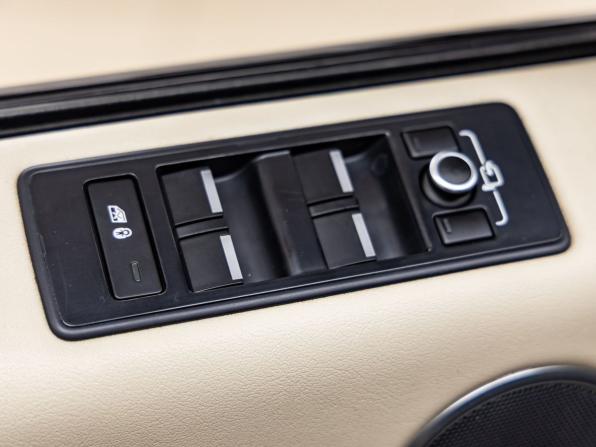 Land Rover Range Rover Sport II с пробегом 2013 года, цена 2 898 000 рублей, 152653 км, внедорожник, Автокод Объявления