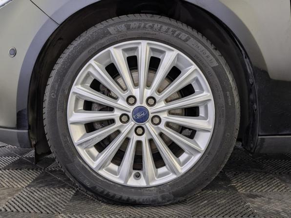 Ford Focus III Рестайлинг с пробегом 2016 года, цена 1 200 000 рублей, 101998 км, хэтчбек, Автокод Объявления