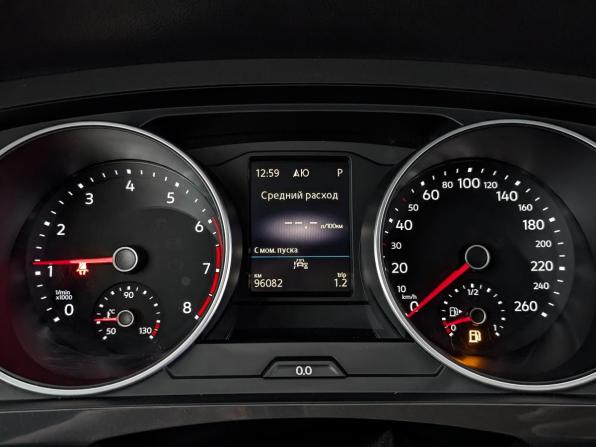Volkswagen Tiguan II Рестайлинг с пробегом 2021 года, цена 2 370 000 рублей, 96071 км, внедорожник, Автокод Объявления