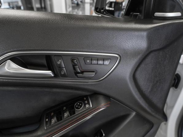 Mercedes-Benz CLA I (C117 X117) Рестайлинг с пробегом 2018 года, цена 2 260 000 рублей, 142304 км, седан, Автокод Объявления