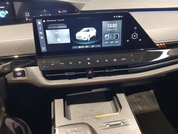 Changan UNI-K с пробегом 2024 года, цена 3 200 000 рублей, 2401 км, внедорожник, Автокод Объявления