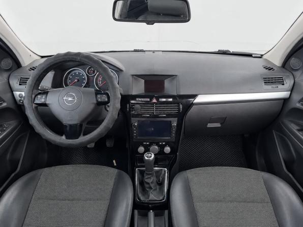 Opel Astra H Рестайлинг с пробегом 2014 года, цена 639 000 рублей, 252445 км, универсал, Автокод Объявления